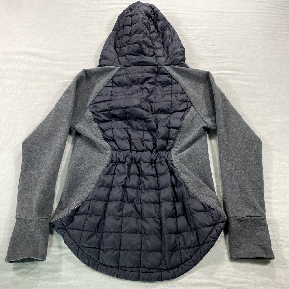 The North Face Black and Gray Puffer Jacket - Picture 2 of 4